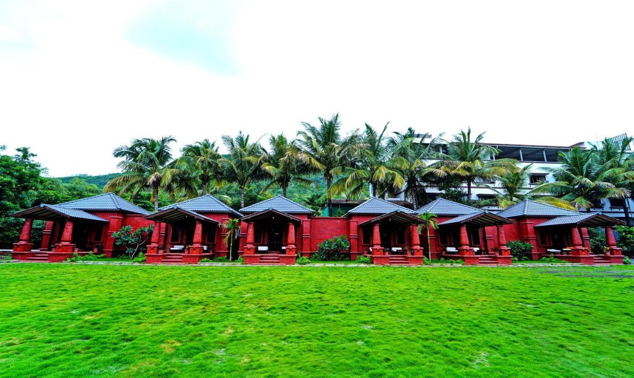 Siddhagiri Hotel And Resort Wai Экстерьер фото